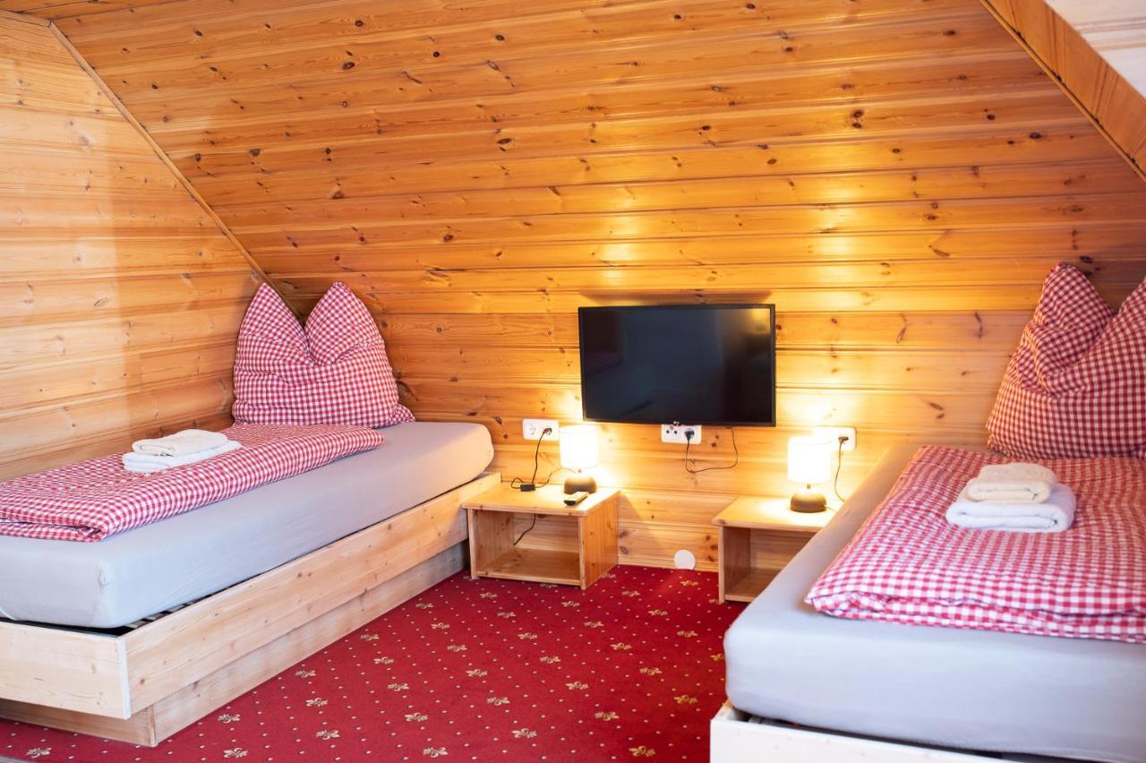 Roesslgut Bed & Breakfast Zederhaus Ngoại thất bức ảnh